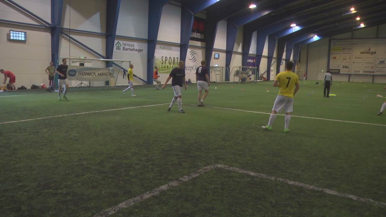 Fotballturnering Haugarhallen 170909.mov